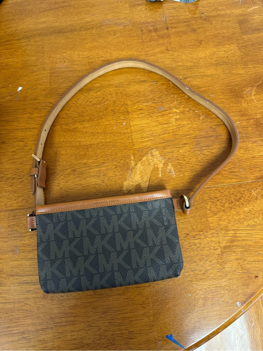 Michael Kors Brown and Black Signature mini shoulder bag 6x4